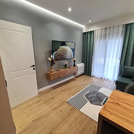 Grey Luxury * Gjirokastër